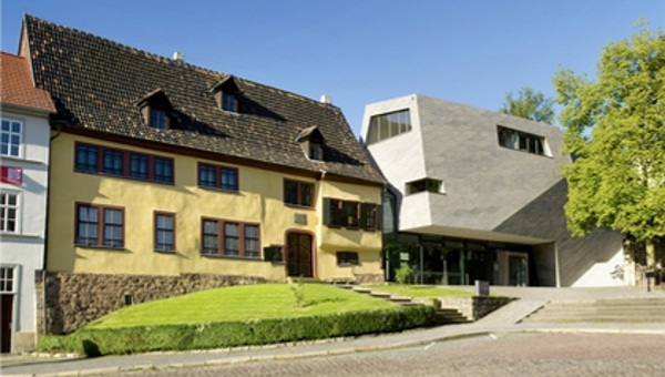 Das Bachhaus zeigt auf 600 qm mehr als 250 originale Exponate zu Bachs Leben und Musik.
