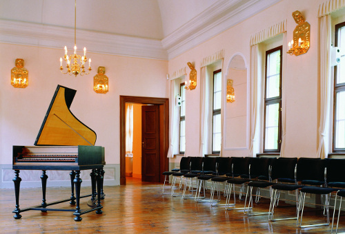 Im barocken Sommersaal mit der Schallkammer finden Konzerte statt. © Bach-Museum Leipzig / Martin Klindtworth